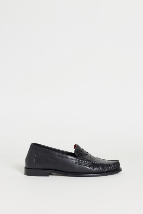 Mocasines con estampado efecto reptil - Intrend