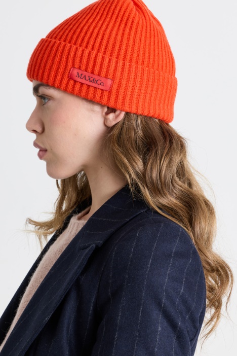 Beanie a coste inglesi