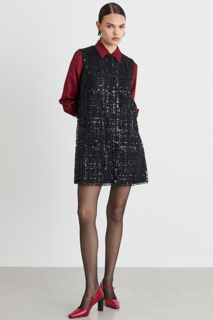 Embroidered tulle dress - BLACK - Intrend