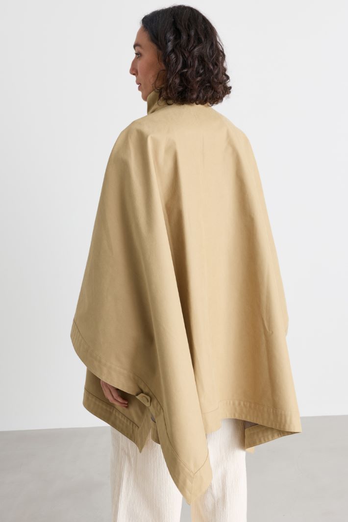 Gabardine cape - CAMEL - Intrend - 4