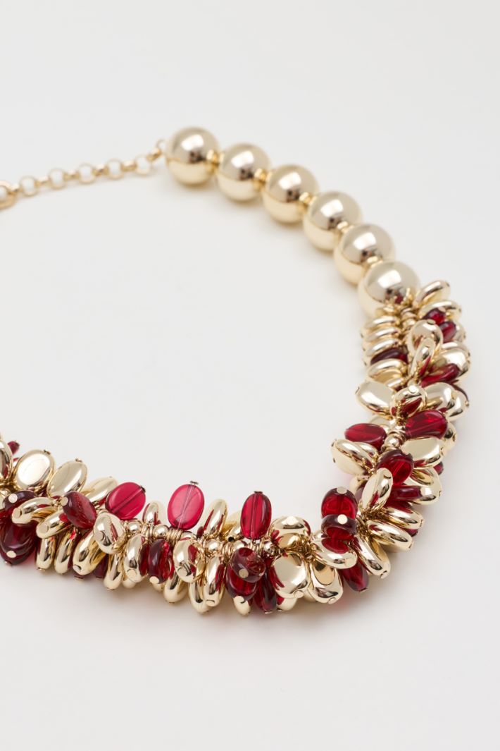Metal and resin necklace - GOLD RED - Intrend - 2