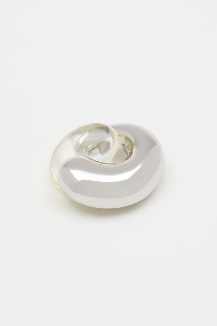 Broche de metal y plexiglás - PLATA - Intrend