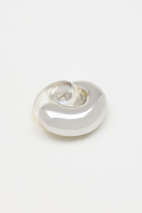Broche de metal y plexiglás - Intrend