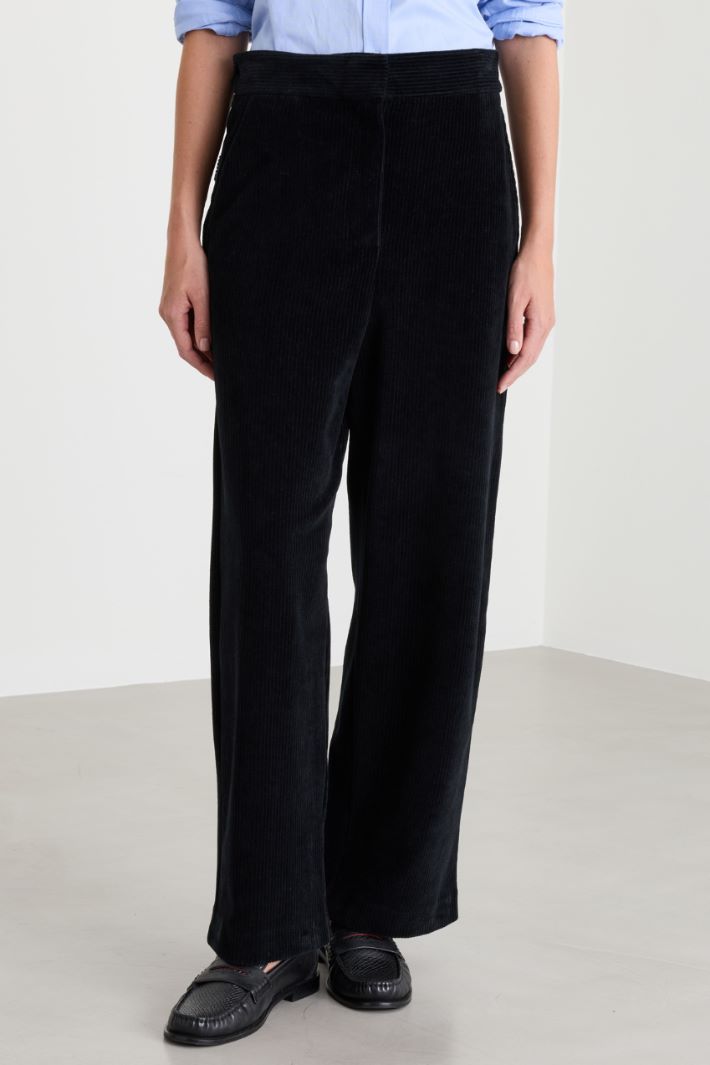 Straight Corduroy Trousers - BLACK - Intrend - 2