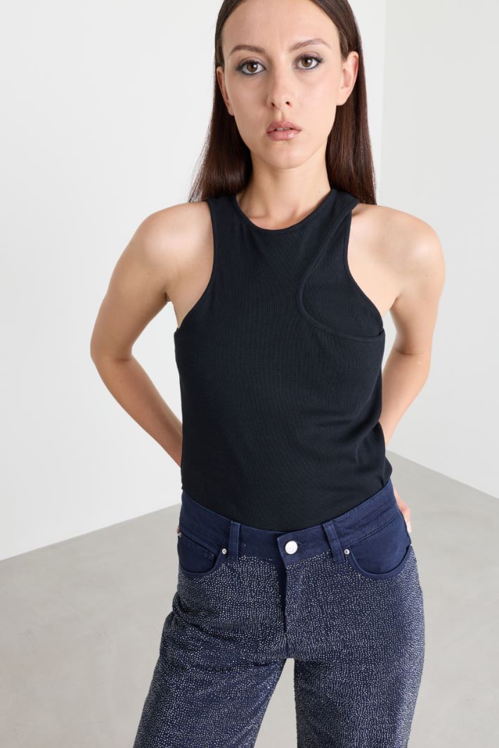 Top cut-out senza maniche - NERO - Intrend - 3