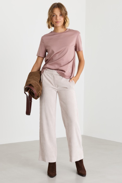 T-shirt con ricamo - Intrend