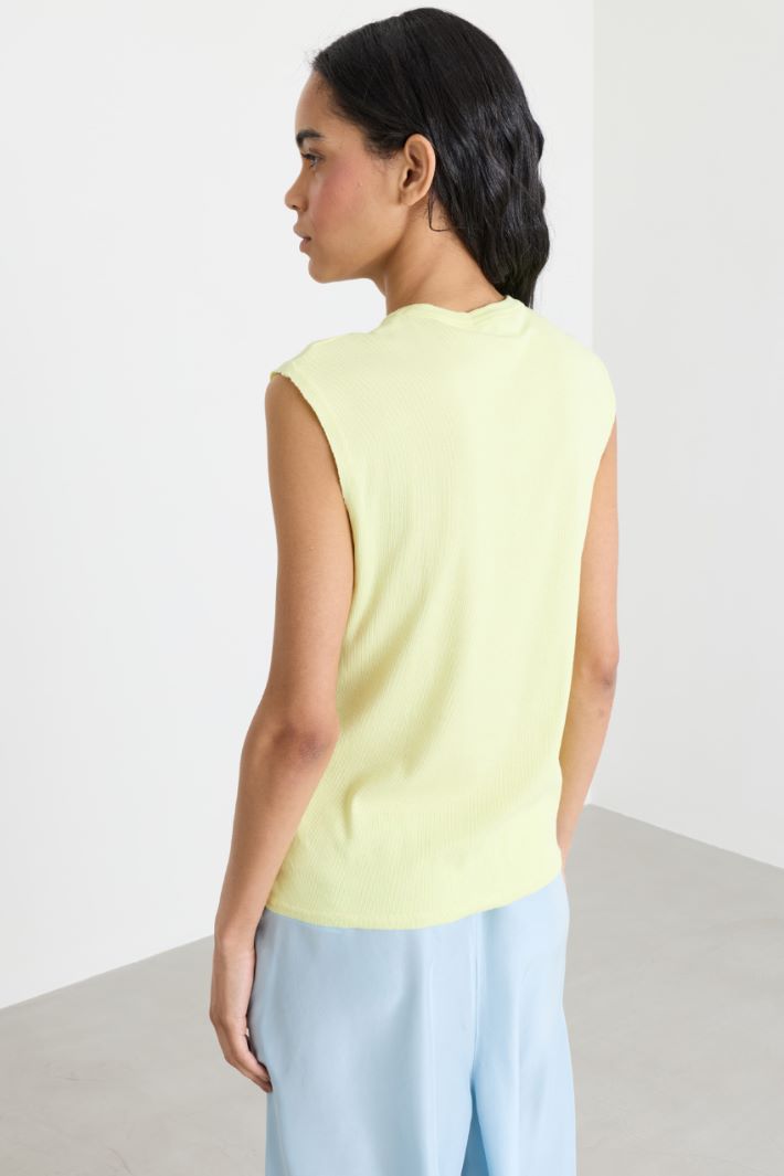 Top cut-out a costine - GIALLO - Intrend - 4