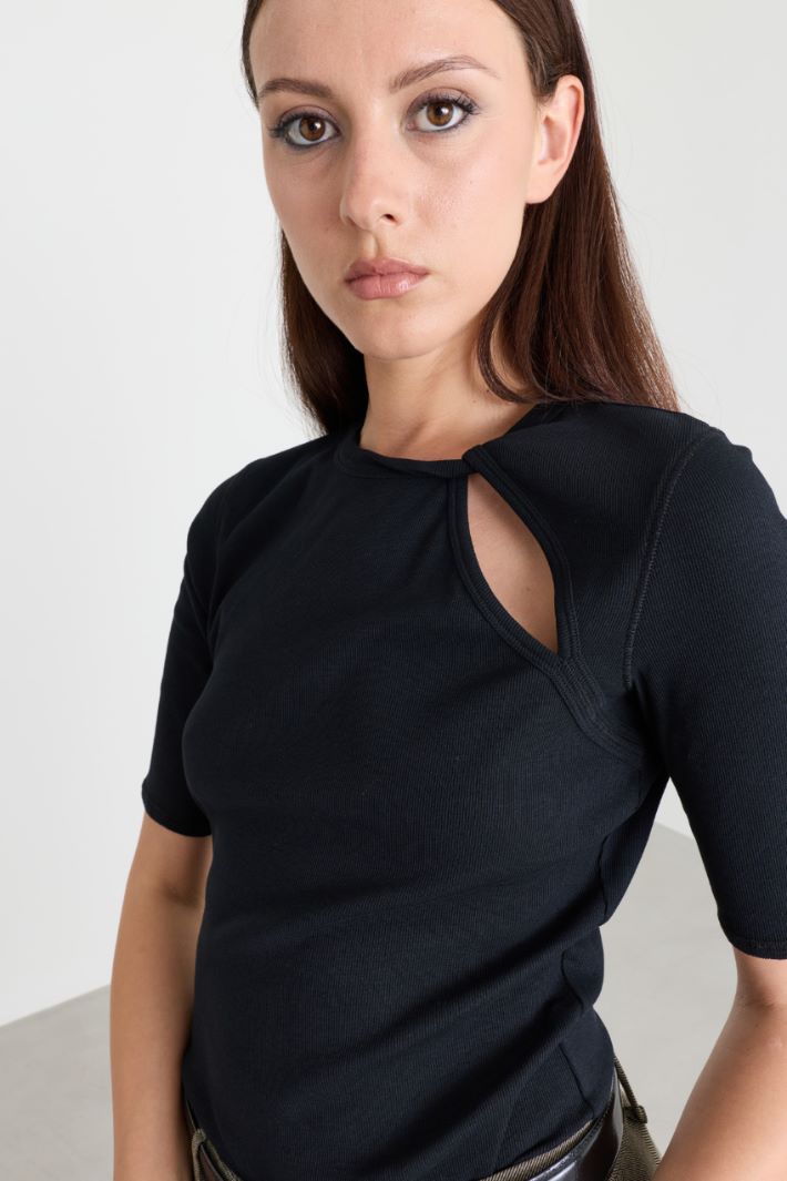T-shirt con cut-out a costine - NERO - Intrend - 3