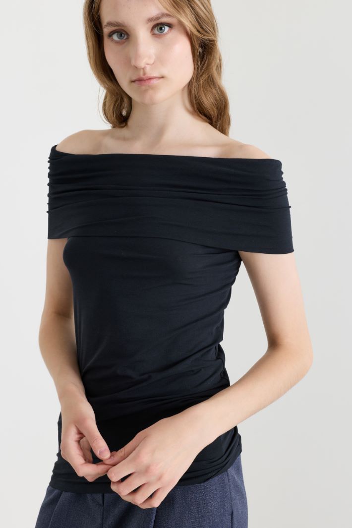 Top off--shoulder in jersey - NERO - Intrend - 3