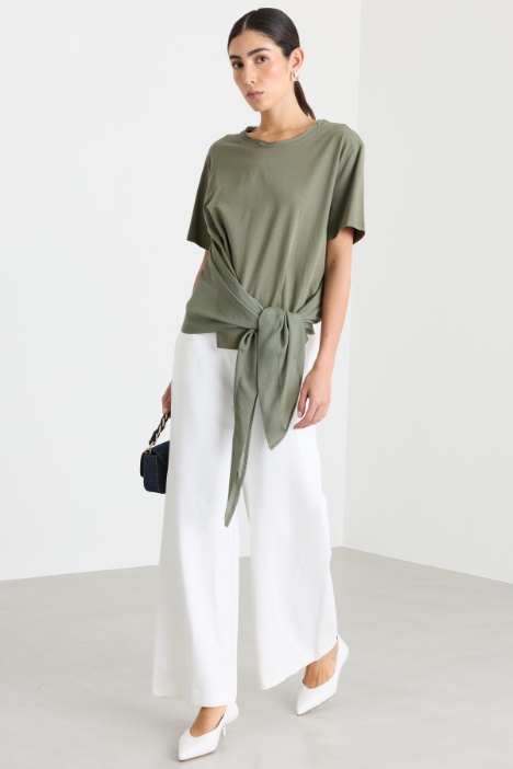 T-shirt con dettaglio a nodo - Intrend