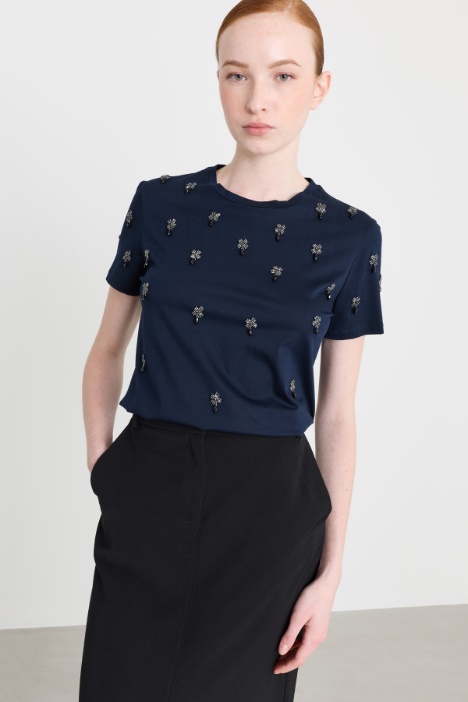 Embroidered T-shirt - Intrend