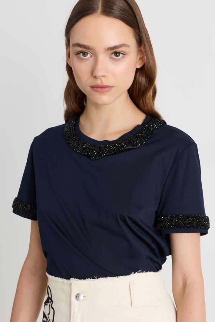 T-shirt con ricami - BLU NERO - Intrend - 3