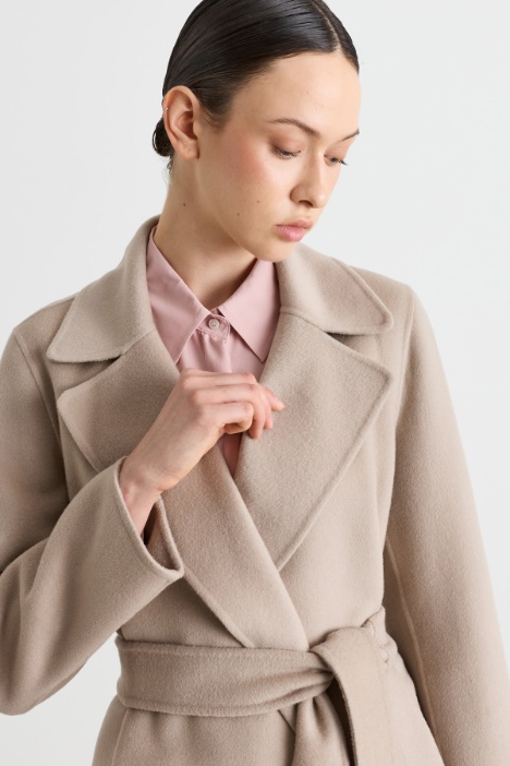 Cappotto a vestaglia in doppio di misto lana
