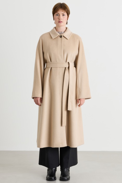 Cappotto in double di lana con cintura