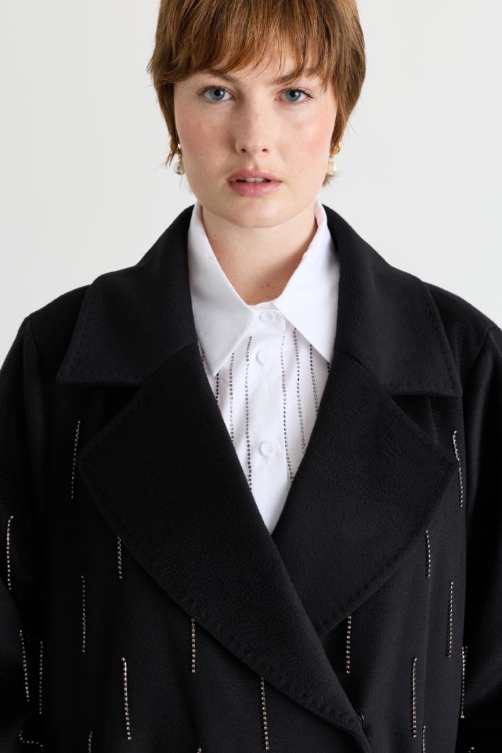 Cappotto cocoon con catenelle di strass - NERO - Intrend - 3