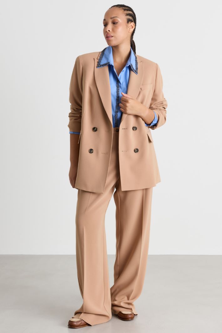 Doppelreihiger Blazer aus Cady - KAMEL - Intrend