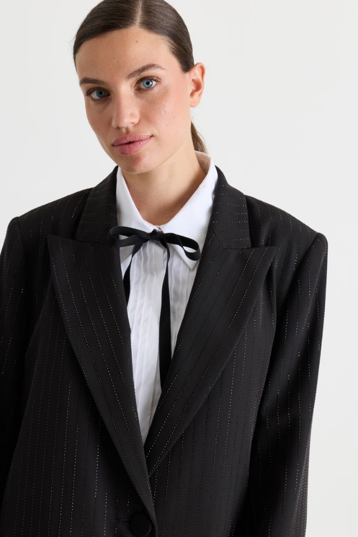Rhinestone-embellished levantine blazer - BLACK - Intrend - 3