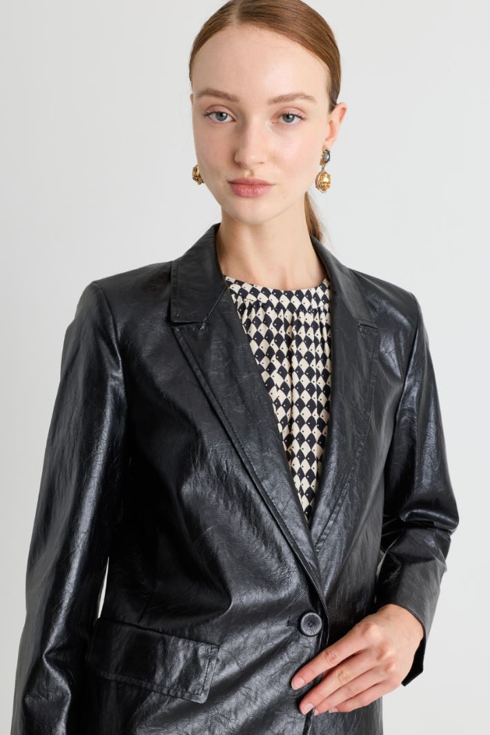 Coated fabric blazer - BLACK - Intrend - 3