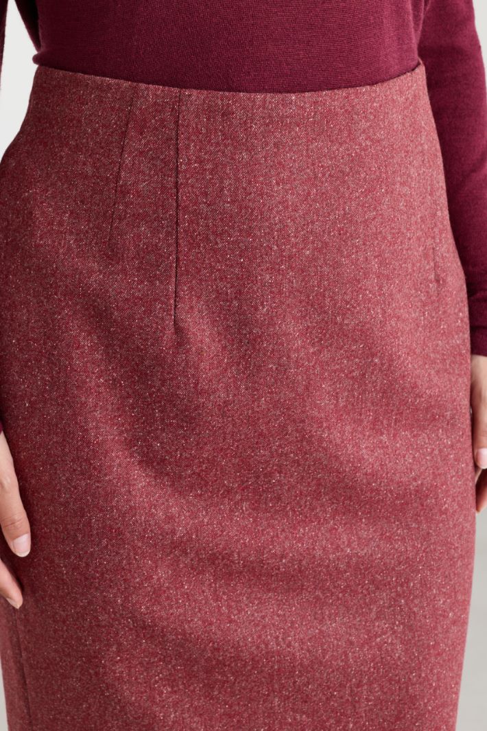 Pencil Skirt with an Adjustable Slit - RED - Intrend - 3