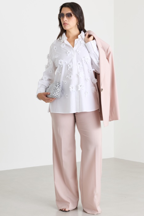 Camicia in popeline con ricamo floreale - Intrend