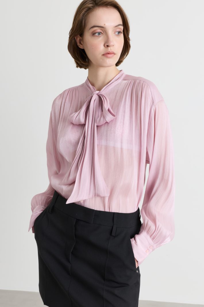 Blusa con collo a foulard - ROSA - Intrend - 2