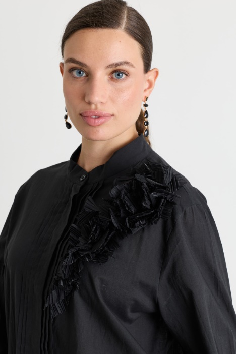 Camicia in voile con ricamo
