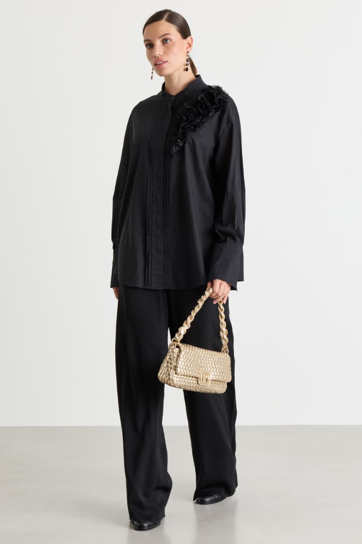 Embroidered voile shirt - BLACK - Intrend