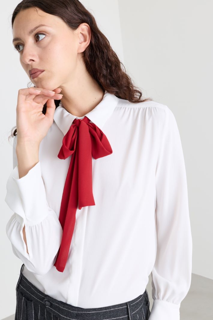 Blusa con fiocco - BIANCO - Intrend - 3