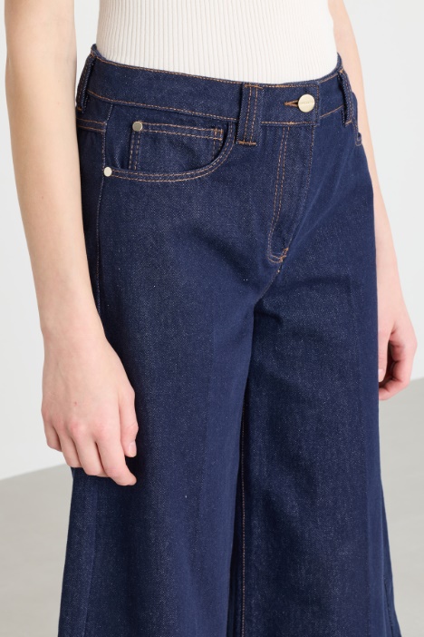 Pantalone cropped effetto jeans