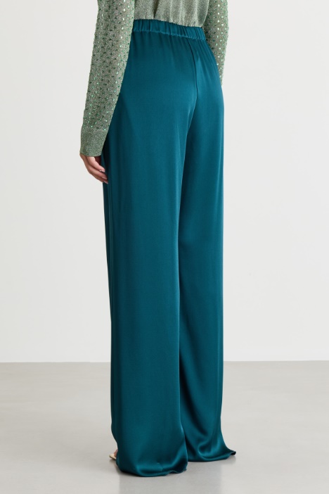 Pantalone ampio con elastico in vita