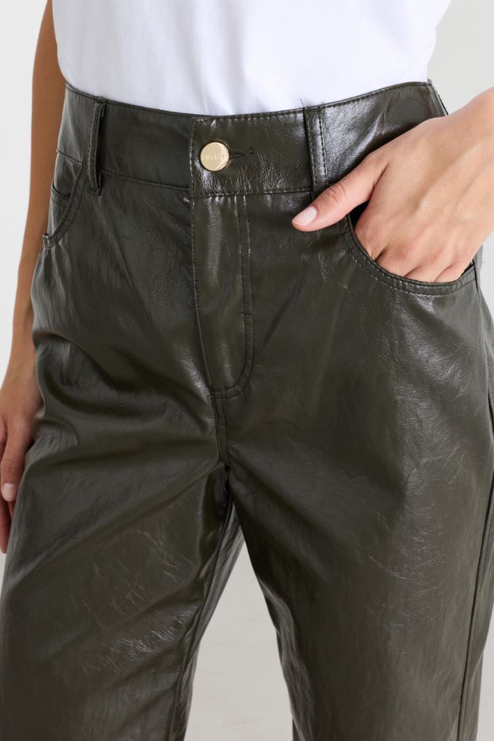 Coated fabric trousers - GREEN - Intrend - 3