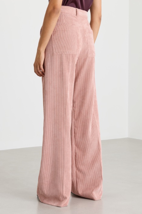 Pantalone ampio in velluto