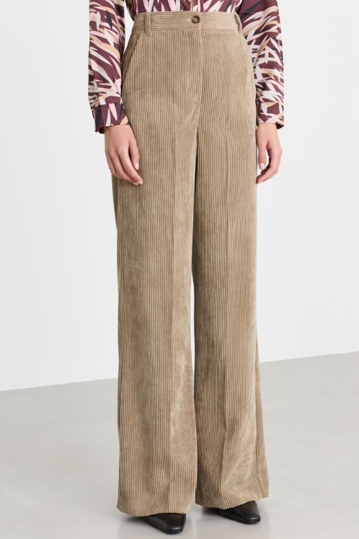 Pantalone ampio in velluto - CAMMELLO - Intrend - 2