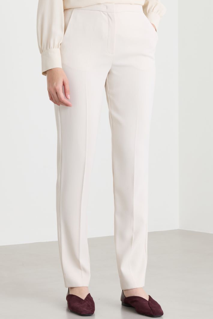 Semi-fitted trousers - WHITE - Intrend - 2