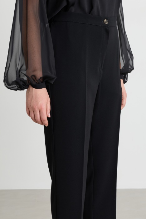 Pantalone aderente in cady stretch