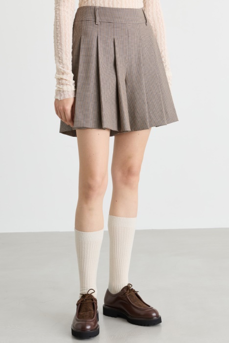 Shorts in twill a pieghe