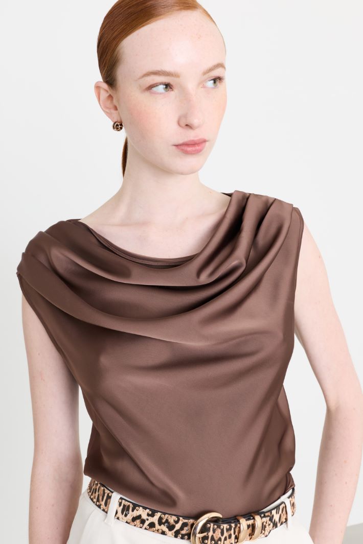 Top con collo drappeggiato - MARRONE - Intrend - 3