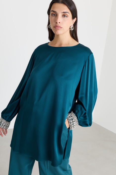 Blusa con ricamo gioiello - Intrend