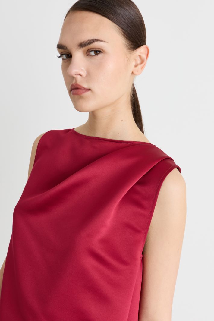 Draped Duchesse Dress - RED - Intrend - 3