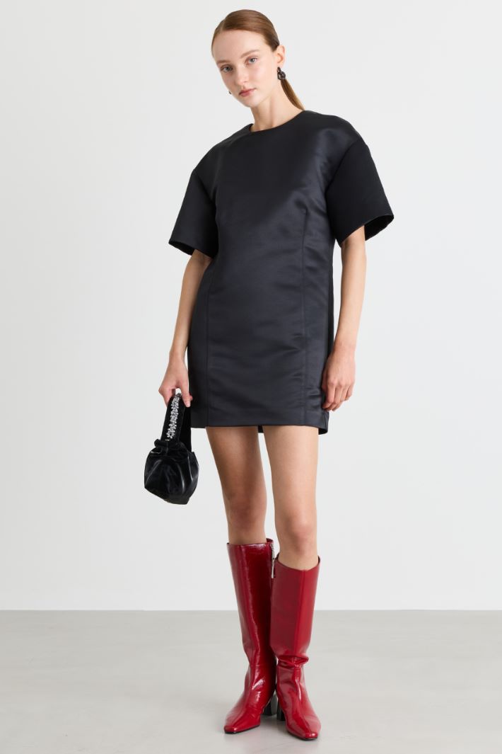 Short duchesse dress - BLACK - Intrend