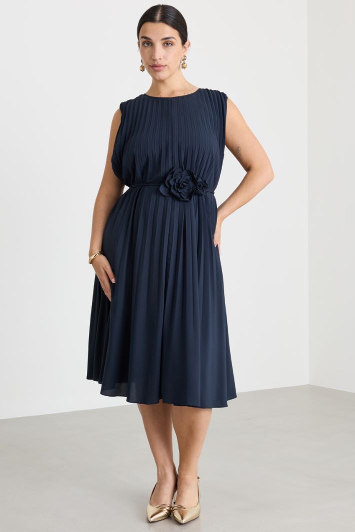 Pleated crepe dress - BLUE - Intrend - 2