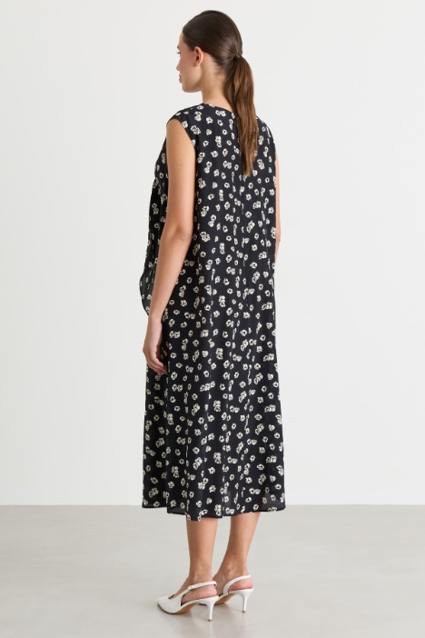 Abito in crepe de chine di seta con scollo lavallière