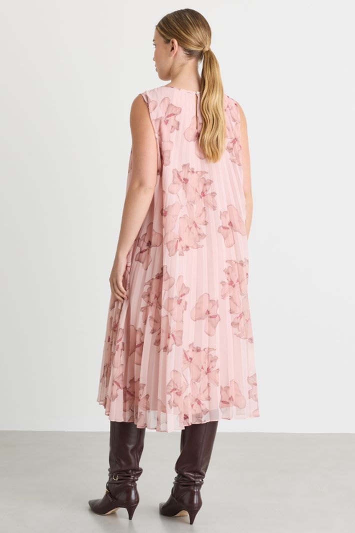 Pleated georgette dress - PINK - Intrend - 4