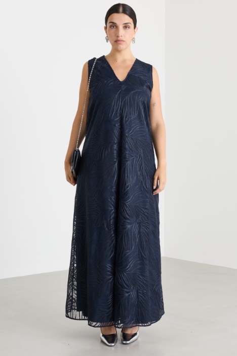 Abito in tulle ricamato
