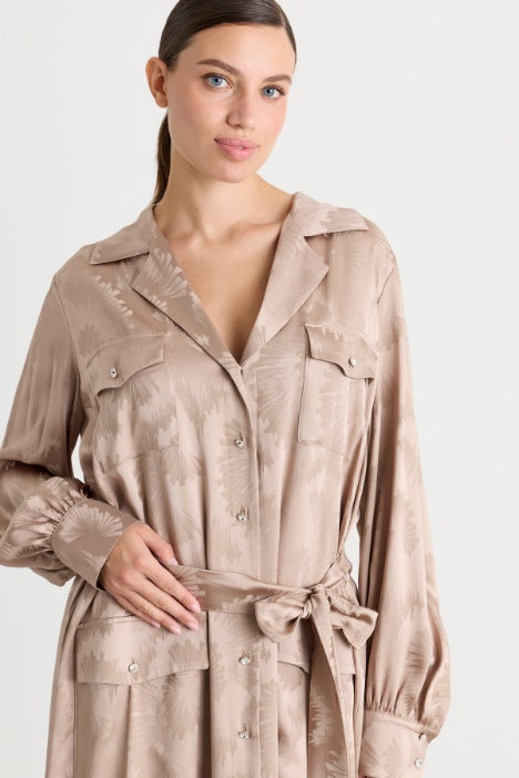 Abito chemisier fluido in raso jacquard