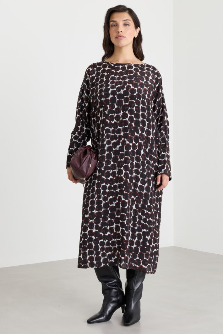 Loose-fit crepe de chine dress - BROWN - Intrend