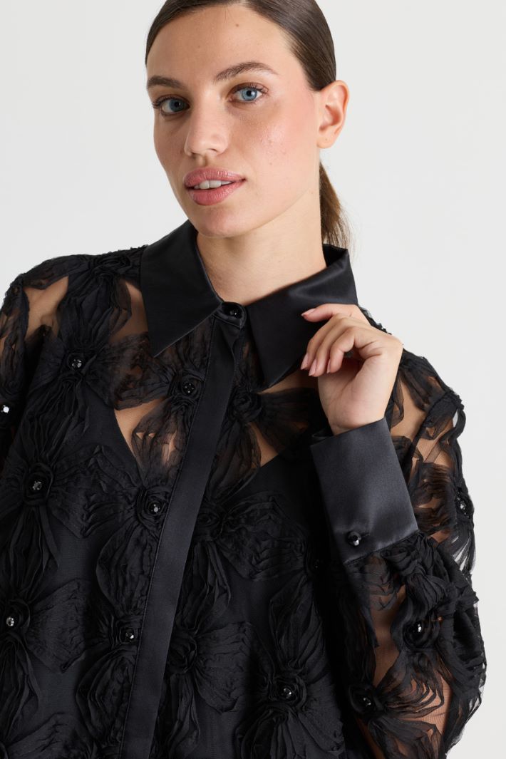 Embroidered tulle shirt - BLACK - Intrend - 3