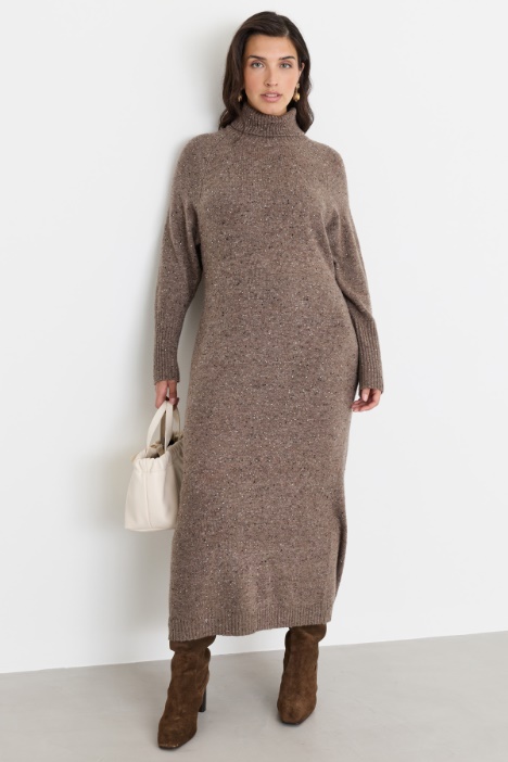 Strickkleid mit Strass-Applikation - Intrend