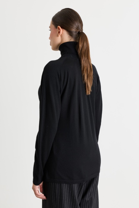 Maglia dolcevita in lana