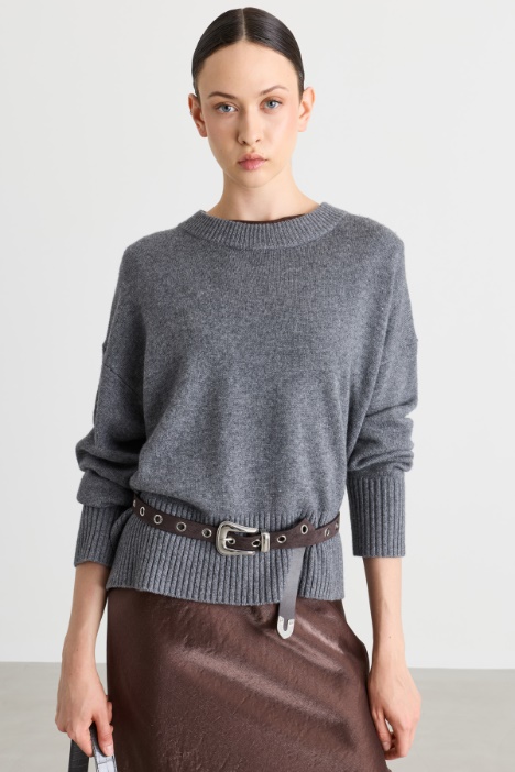 Jumper with a deep ribbed hem - Intrend